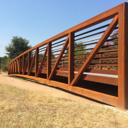 Pershing Pedestrian Bridge